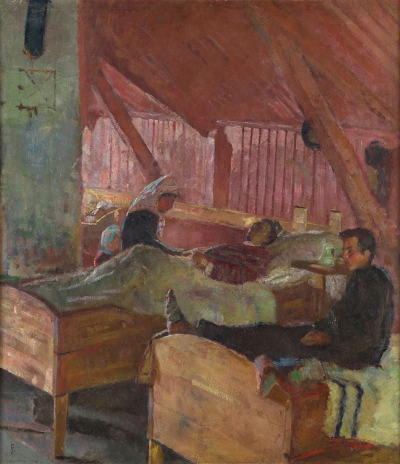 Interiør fra en militær sykestue med to sykesenger. En ung mann hviler med bandasjert fot, mens en kvinne sitter ved en annen pasient og holder øyekontakt. En liten jente står bak henne.