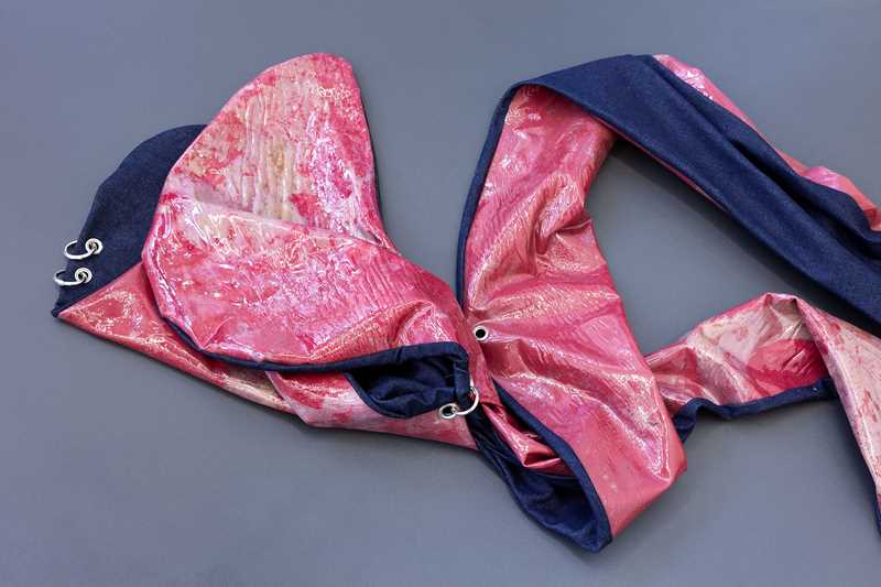 Sandra Mujinga, Shawl (Elephant Ears), 2017. Courtesy of the artist.