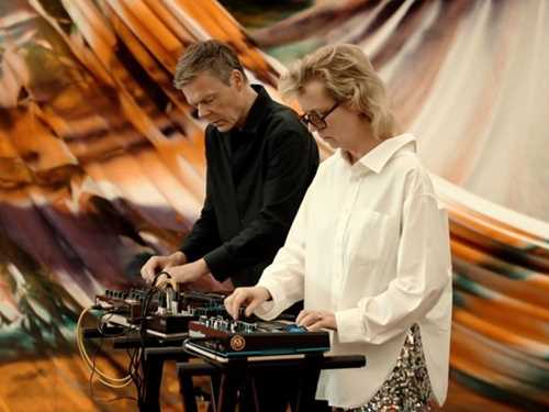Portrett av Katharina Grosse og Stefan Schneider på Centre Pompidou