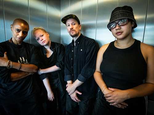 Foto av bandet ØKSE.